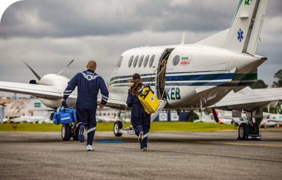 Serviço de transporte aeromédico