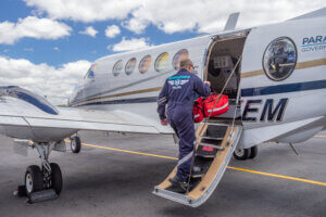 Como funciona uma UTI aérea: entenda a estrutura, equipe e procedimentos